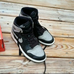 Jordan 1 Retro High Shadow